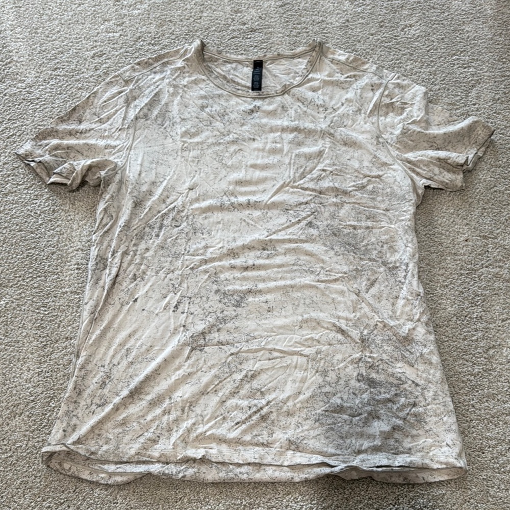 lululemon athletica Short Sleeve Tee - Gray
